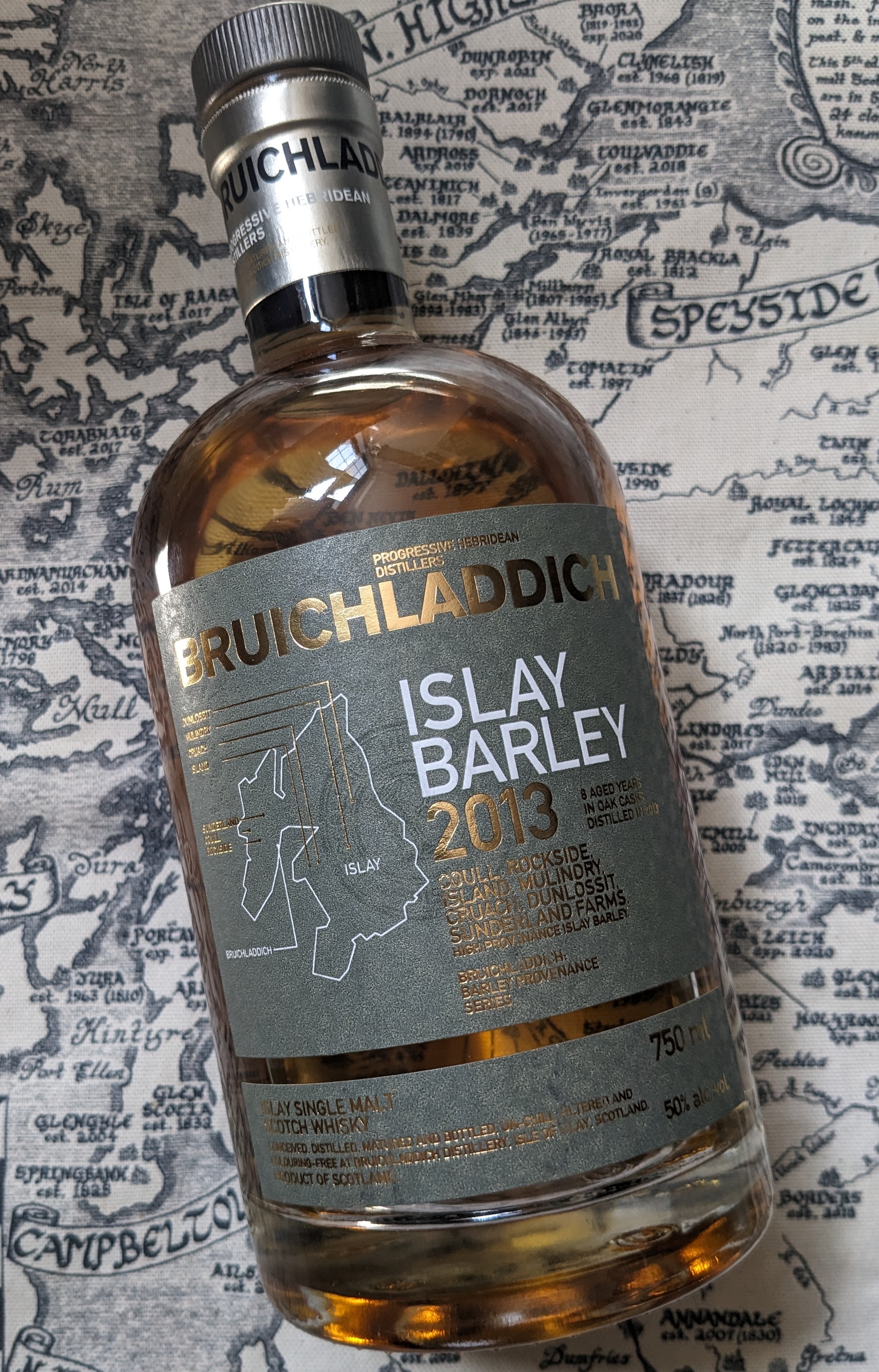 Bruichladdich Islay Barley (2013) – Malt Runners